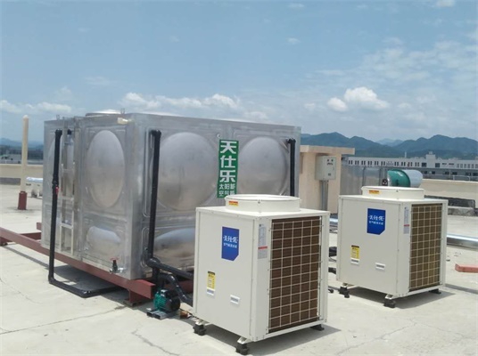 空气能中央节能热水系统安装完成